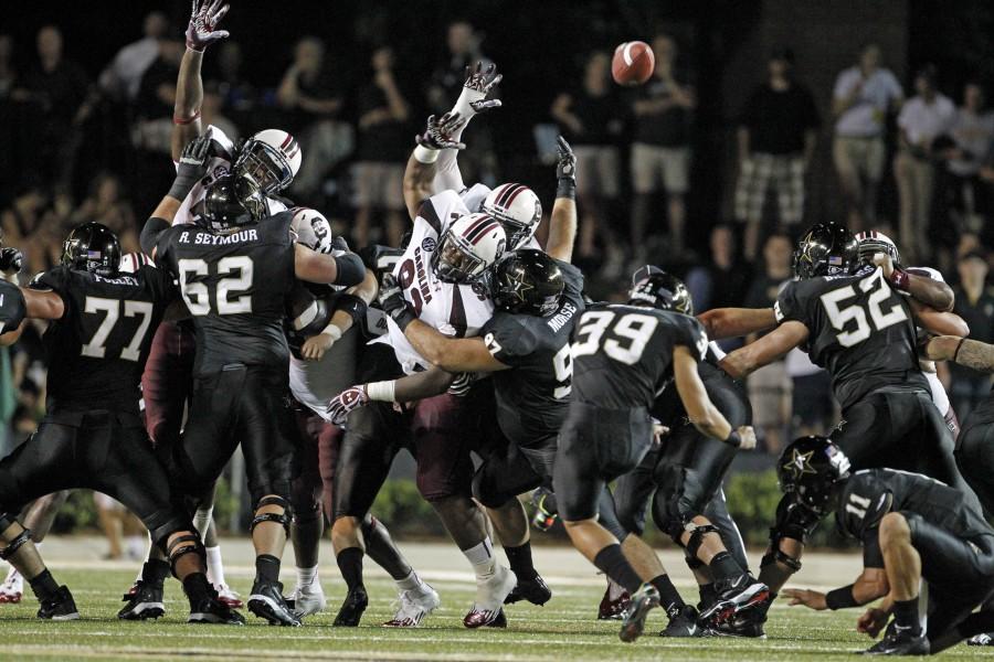 Carey Spear (39) kicks a field goal against South Carolina on August 30, 2012.  Spear made two field goals and an extra point in a 17-13 loss.  (Gerry Melendez/The State/MCT)