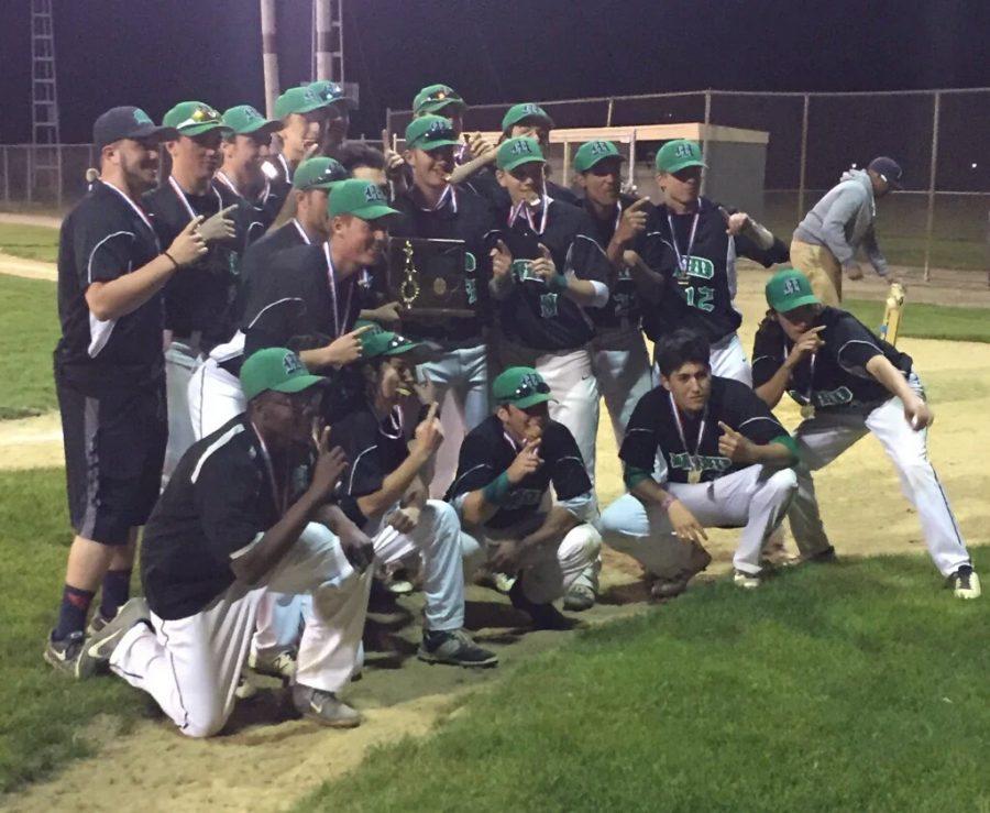 Your+2016+Mayfield+Wildcats+Varsity+baseball+team%3B+District+Champions.+Photo+provided+by+%40MayfieldSports+on+Twitter.