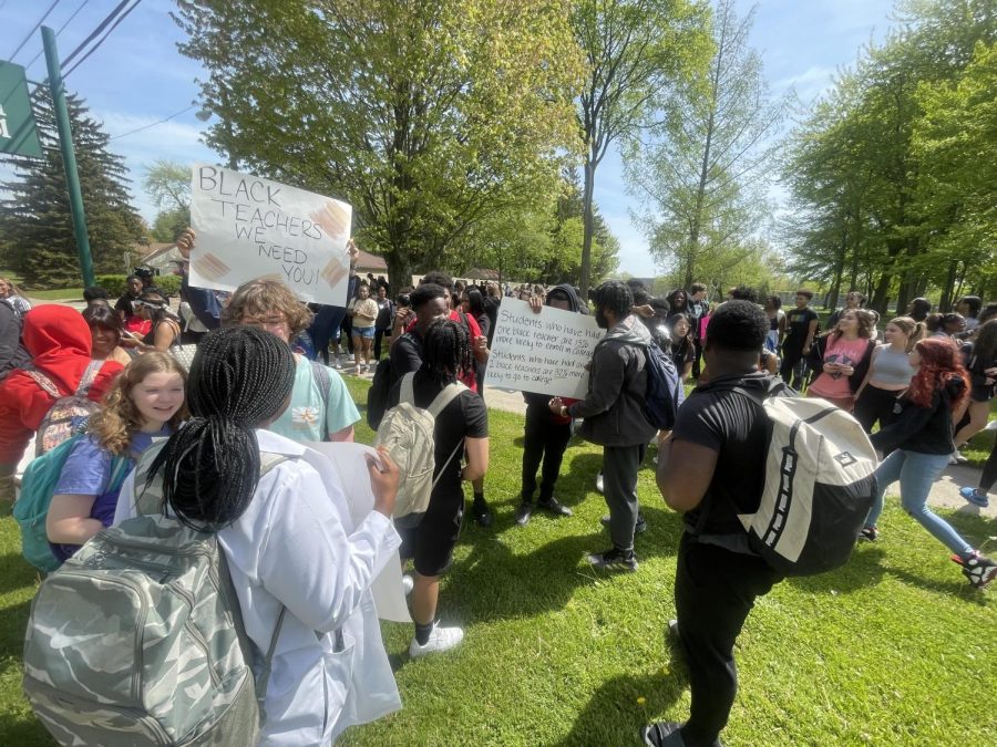 The student walkout occurred at 11:00am on Friday, May 12, which led to students walking from the flag pole to Lander Road. Principal Jeff Legan said, My hope is that our students conduct a peaceful protest in a safe setting.